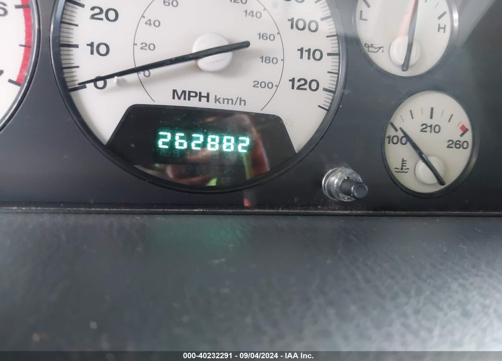 2003 JEEP GRAND CHEROKEE OVERLAND VIN: 1J8GW68J13C565608