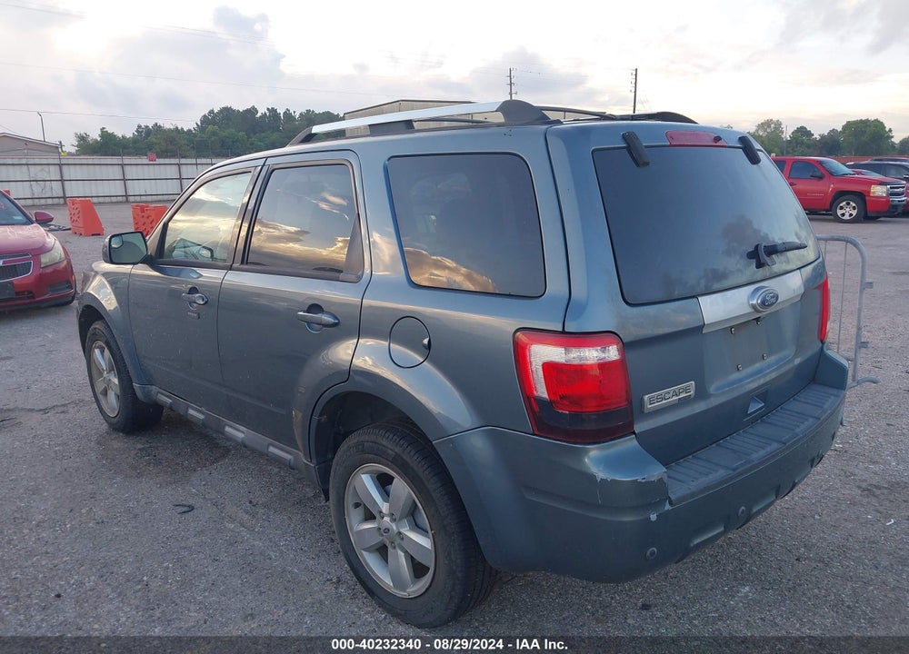2010 FORD ESCAPE LIMITED VIN: 1FMCU0E73AKA35138