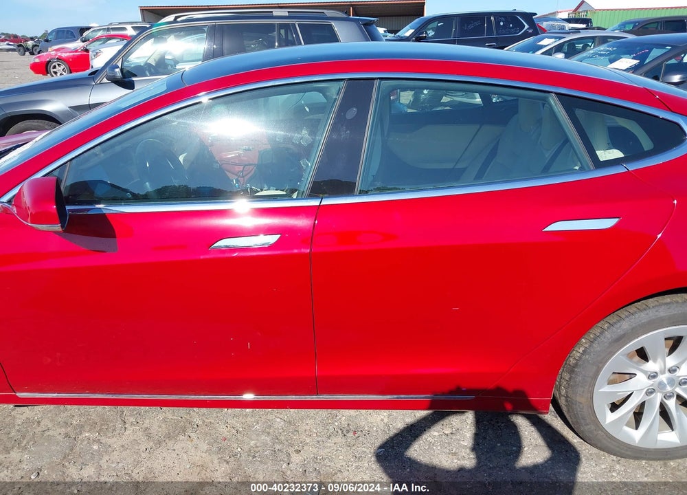 2018 TESLA MODEL S 100D/75D/P100D VIN: 5YJSA1E22JF297815