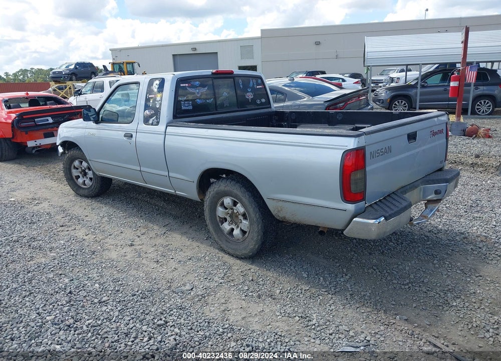 2000 NISSAN FRONTIER XE VIN: 1N6DD26S2YC393713
