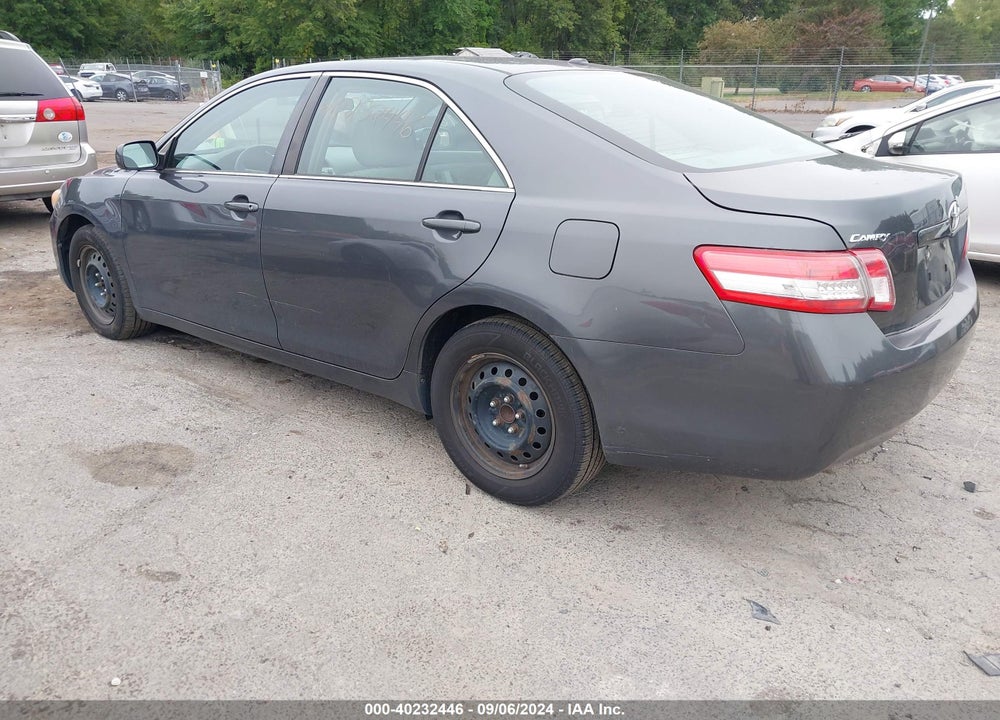 2011 TOYOTA CAMRY VIN: 4T1BF3EKXBU220143