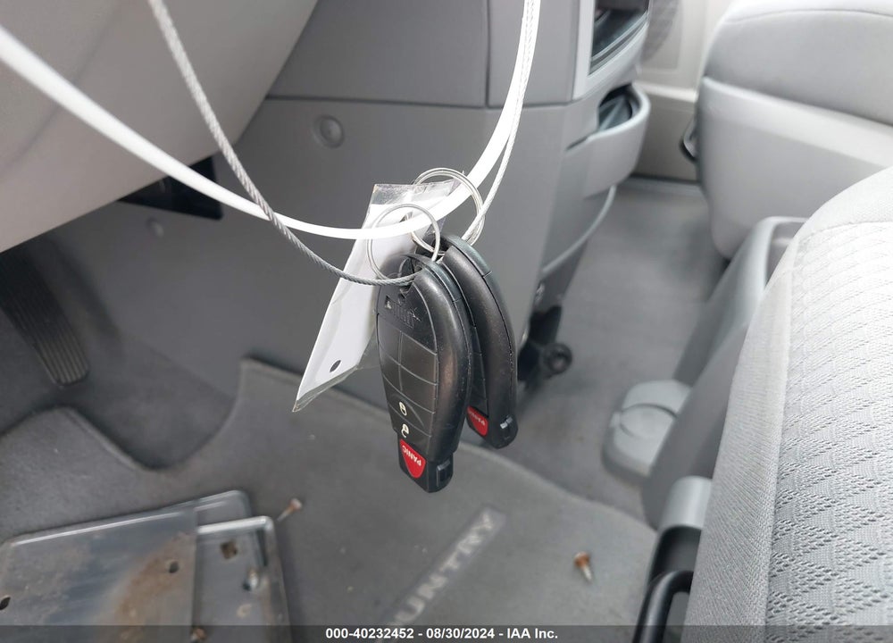 2010 CHRYSLER TOWN & COUNTRY LX VIN: 2A4RR4DE4AR240891