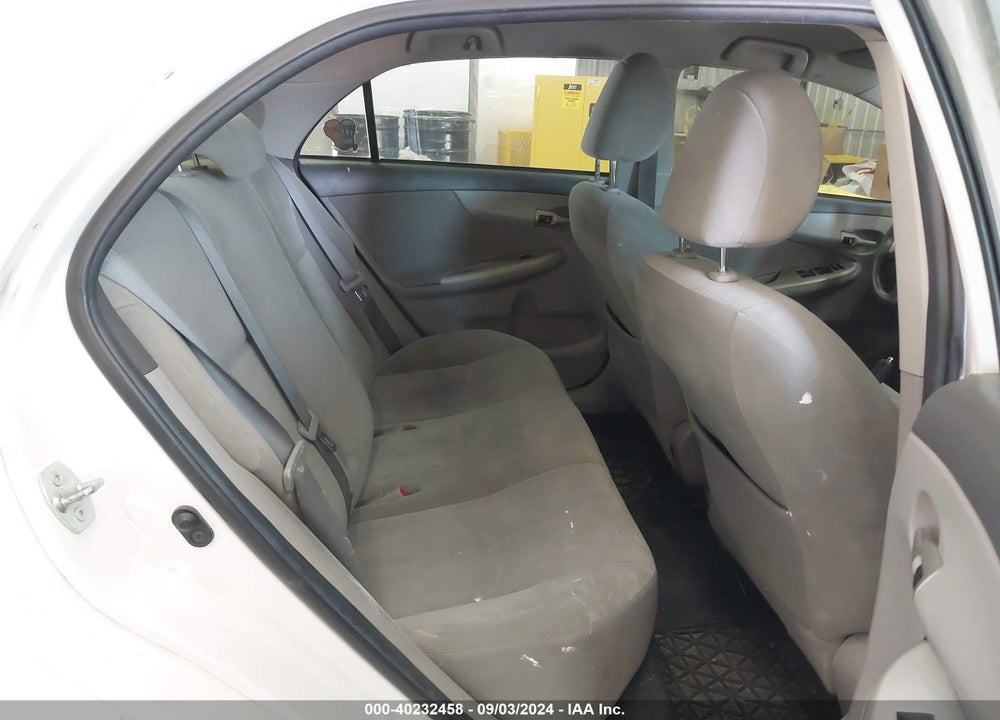 2010 TOYOTA COROLLA LE VIN: 2T1BU4EE8AC531057