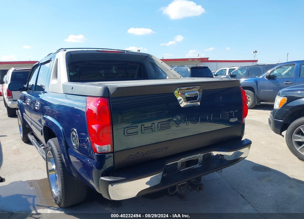 2006 CHEVROLET AVALANCHE 1500 LS VIN: 3GNEC12Z06G186407