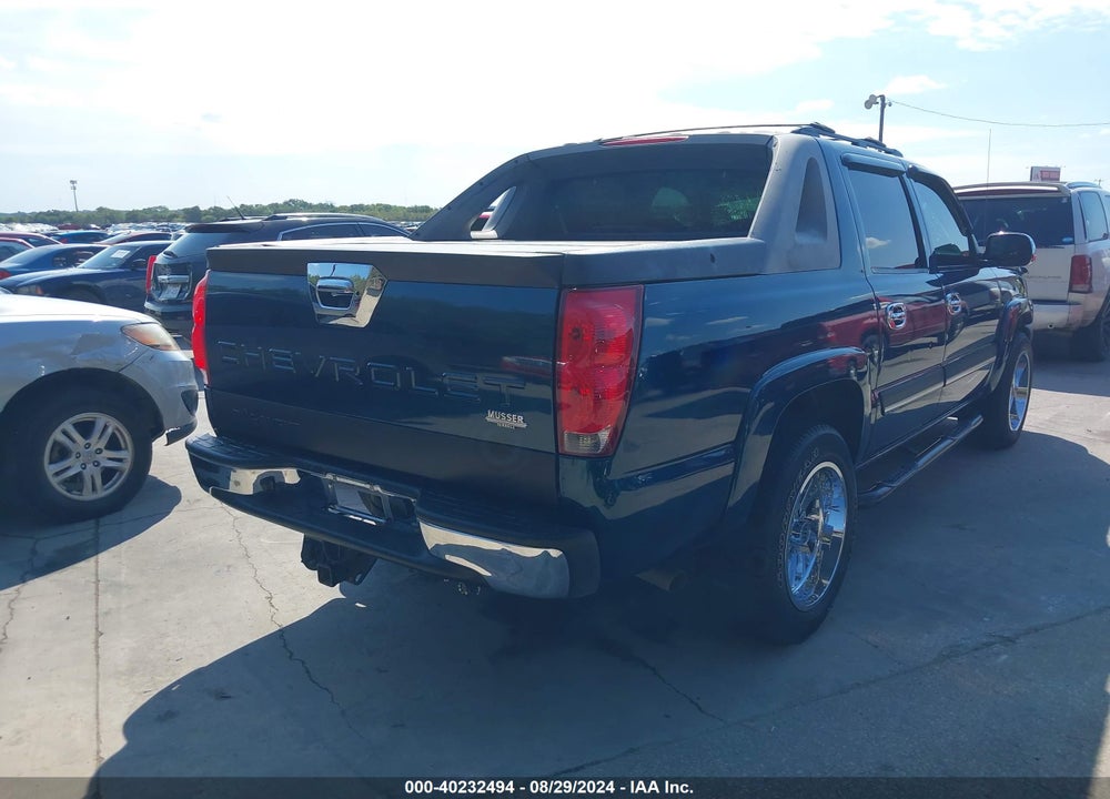 2006 CHEVROLET AVALANCHE 1500 LS VIN: 3GNEC12Z06G186407