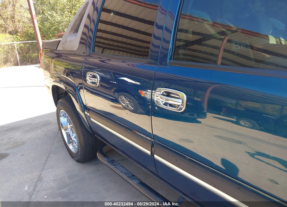 2006 CHEVROLET AVALANCHE 1500 LS VIN: 3GNEC12Z06G186407