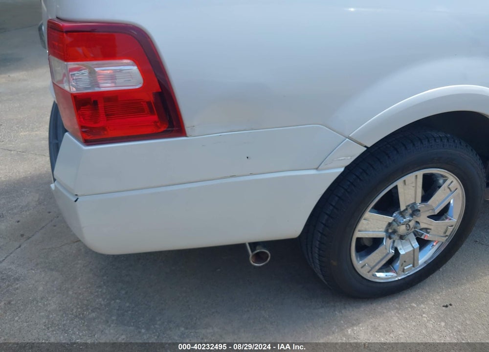2010 FORD EXPEDITION EL LIMITED VIN: 1FMJK1K55AEA00928