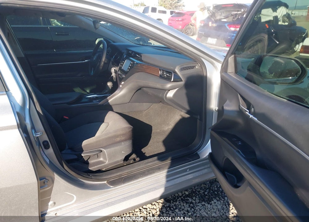 2019 TOYOTA CAMRY LE VIN: 4T1B11HK4KU209783