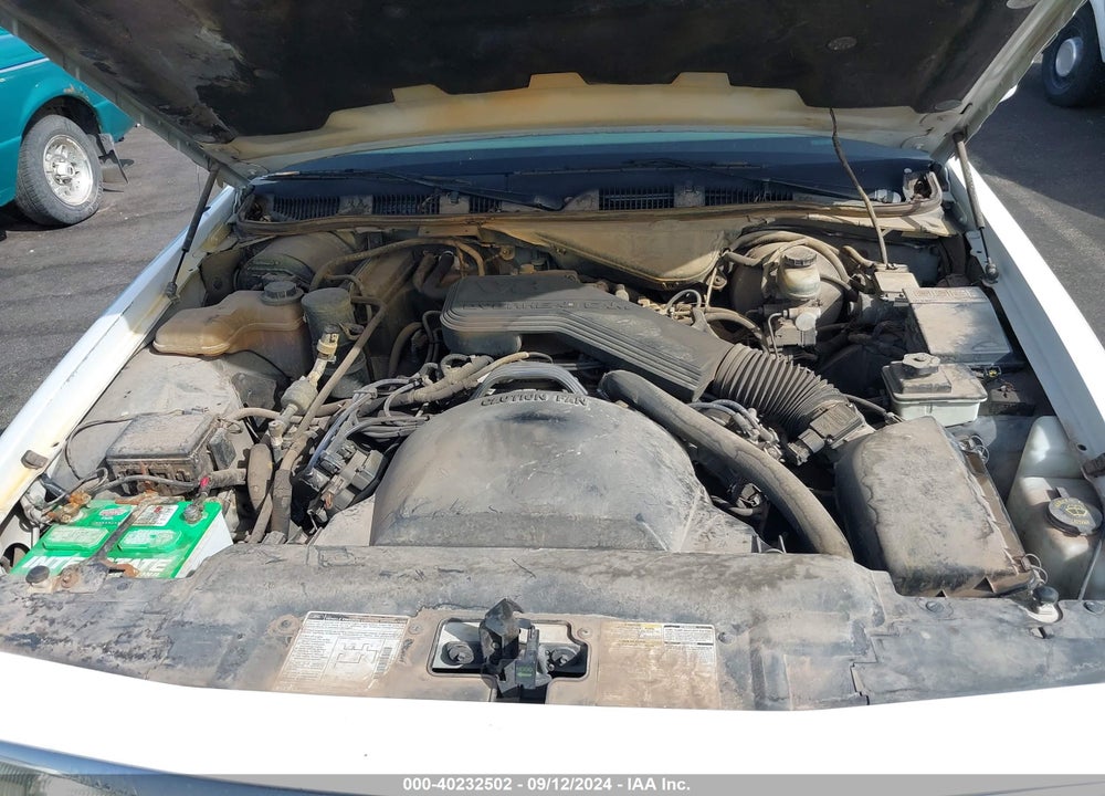 1994 FORD CROWN VICTORIA VIN: 2FALP73W3RX128500