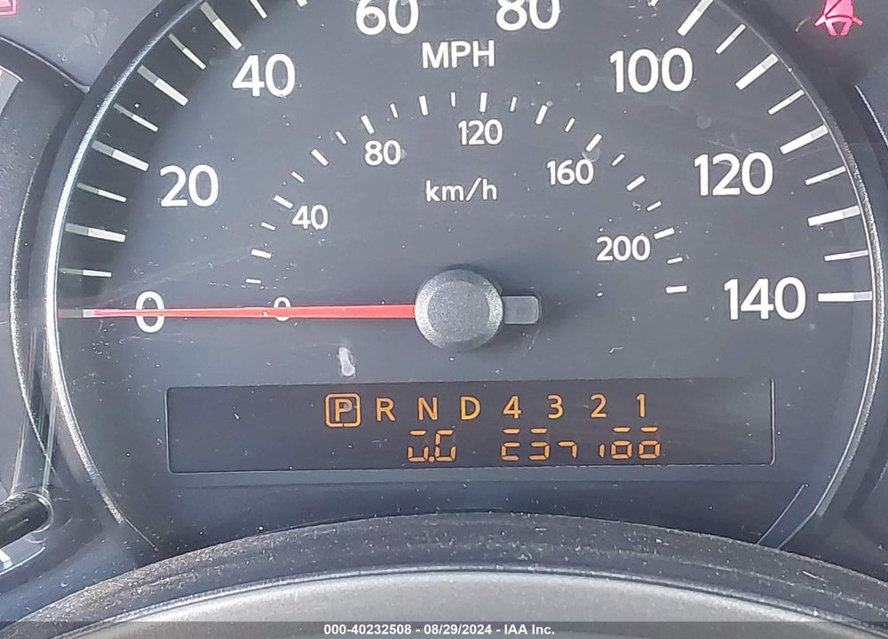 2004 NISSAN PATHFINDER ARMADA SE VIN: 5N1AA08A44N710005