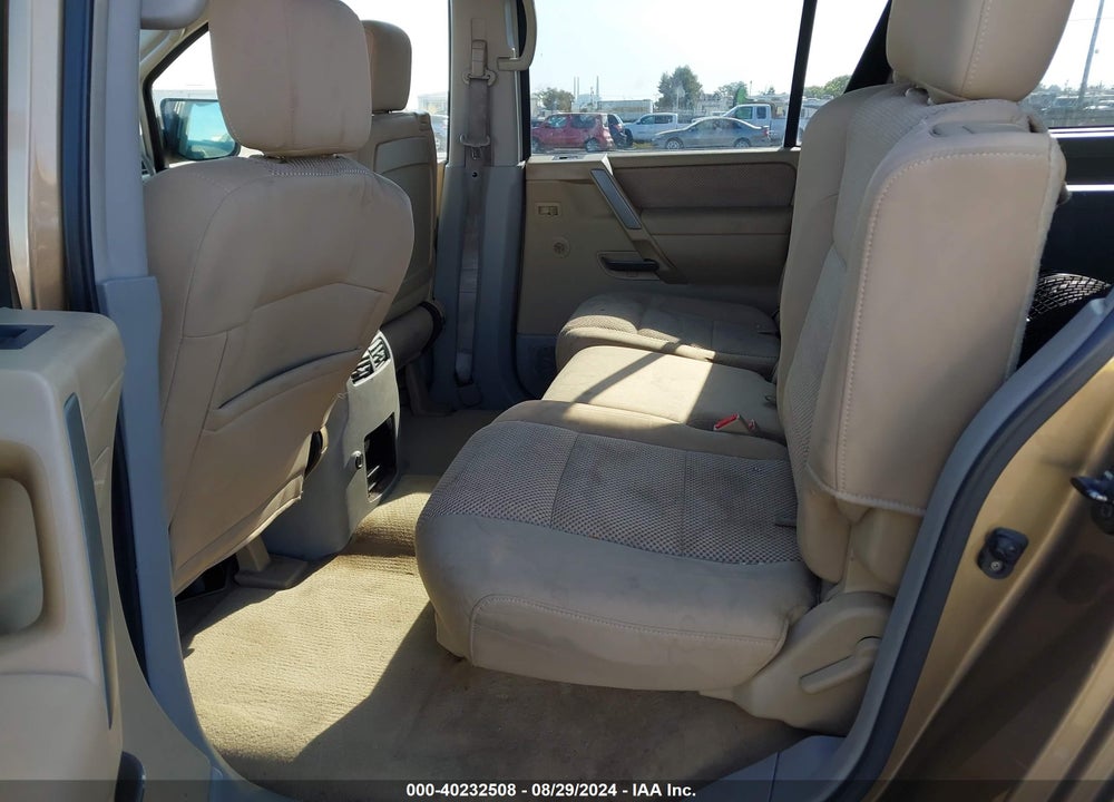 2004 NISSAN PATHFINDER ARMADA SE VIN: 5N1AA08A44N710005