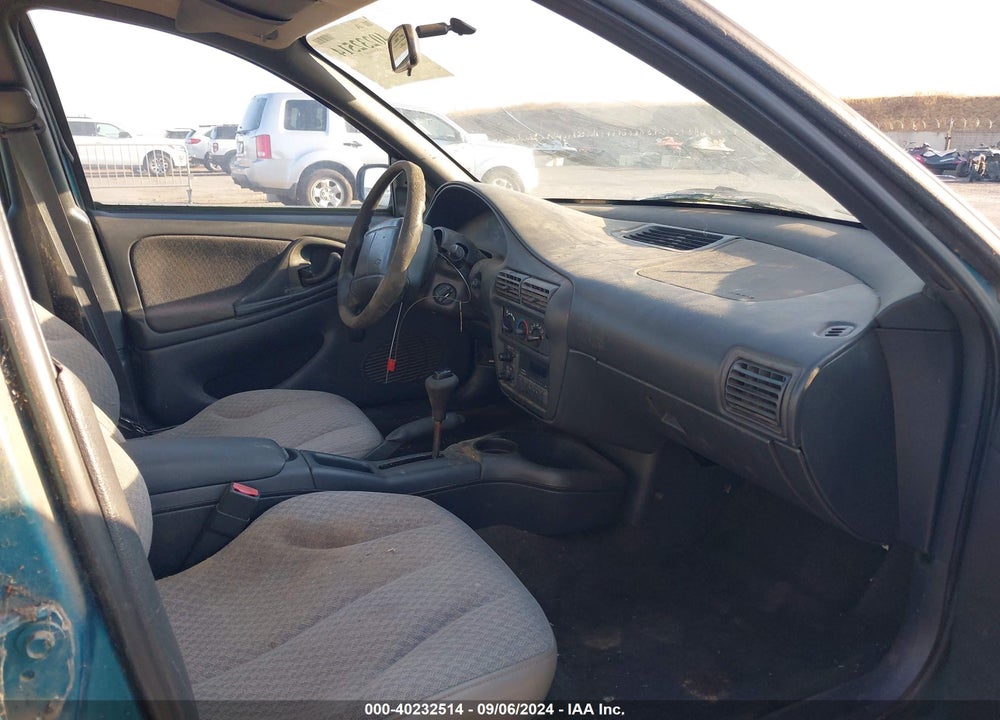 1998 CHEVROLET CAVALIER VIN: 1G1JC5249W7204572