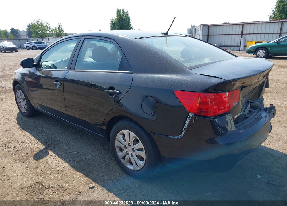 2011 KIA FORTE VIN: KNAFU4A24B5442515