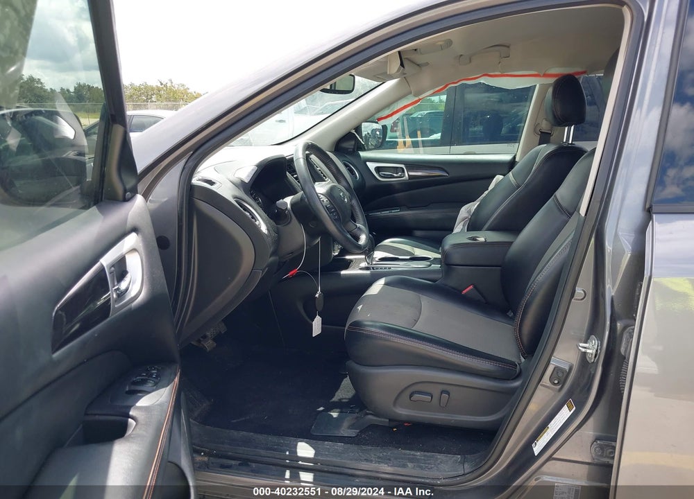 2019 NISSAN PATHFINDER SV VIN: 5N1DR2MN4KC639598