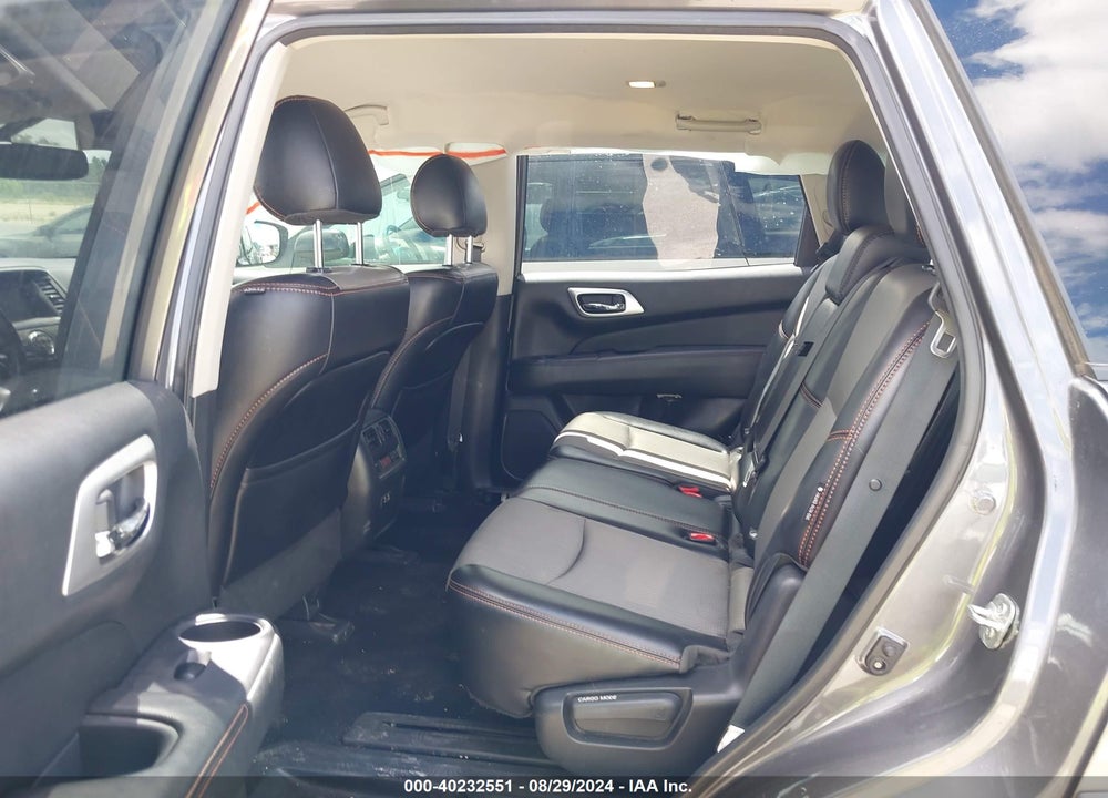 2019 NISSAN PATHFINDER SV VIN: 5N1DR2MN4KC639598