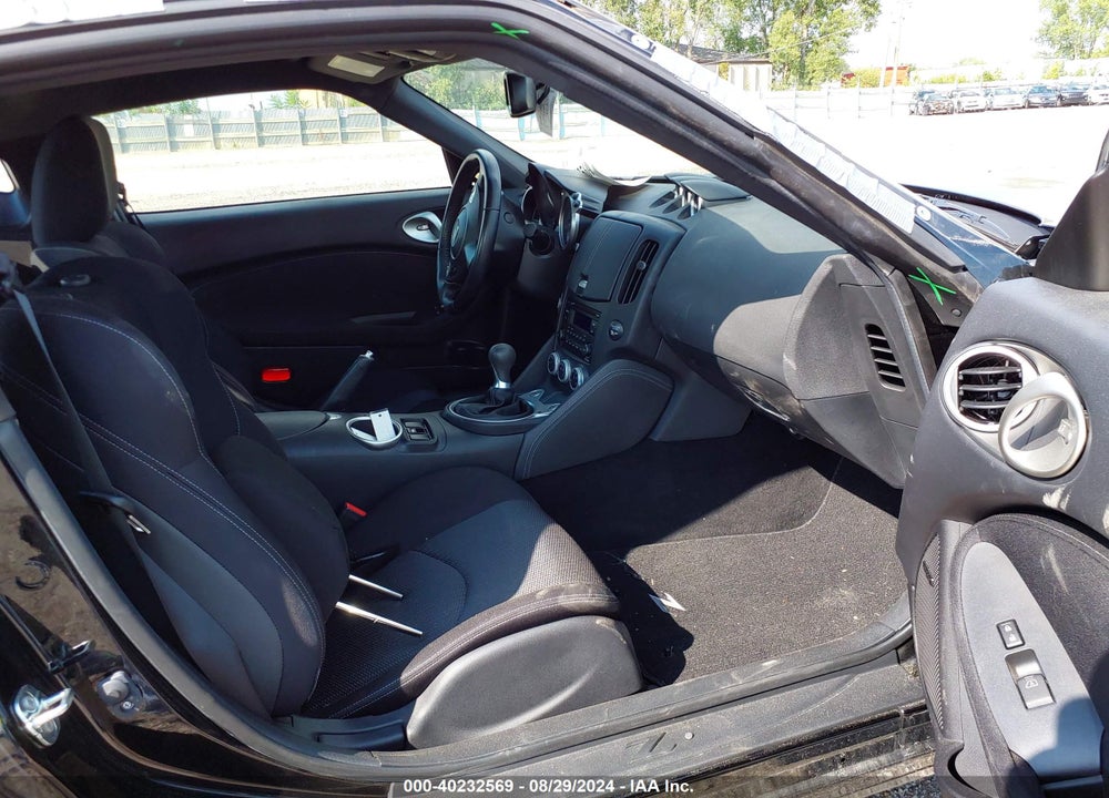 2020 NISSAN 370Z 7-SPEED AUTOMATIC/BASE 6-SPEED MANUAL/NISMO 6-SPEED MANUAL/NISMO 7-SPEED AUTOMATIC VIN: JN1AZ4EH4LM823384