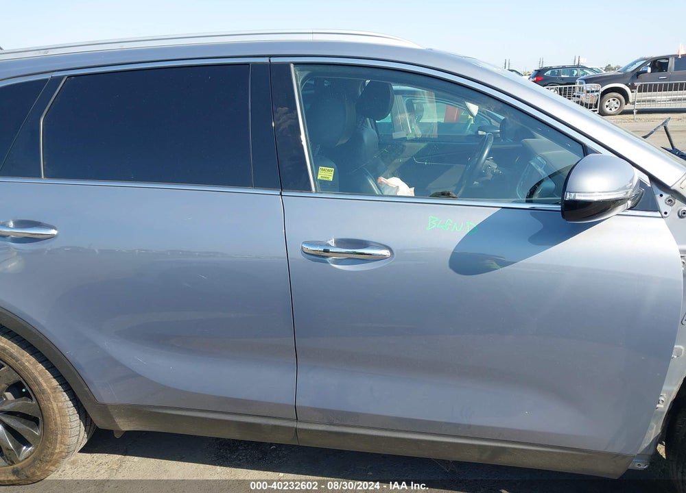 2020 KIA SORENTO 3.3L EX VIN: 5XYPH4A51LG672379