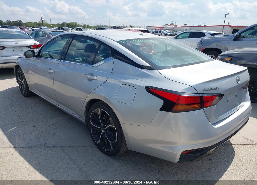 2023 NISSAN ALTIMA SR FWD VIN: 1N4BL4CV0PN327368