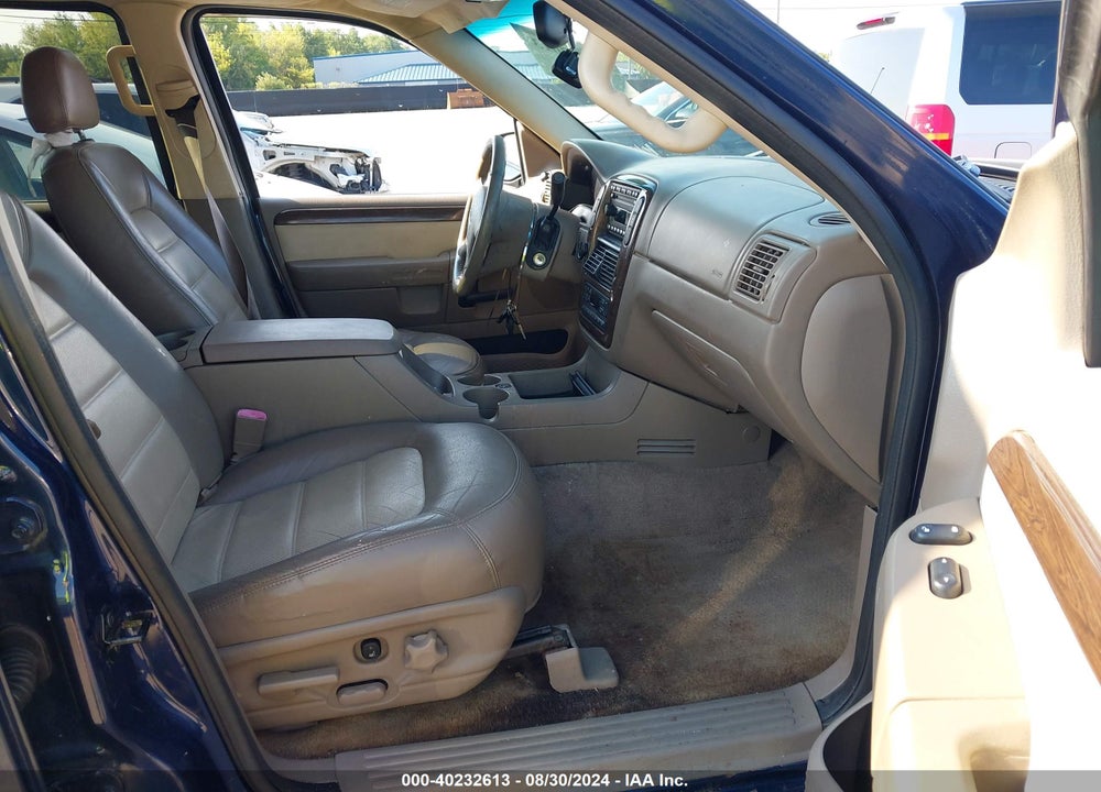 2005 FORD EXPLORER EDDIE BAUER VIN: 1FMZU74W85UA42494