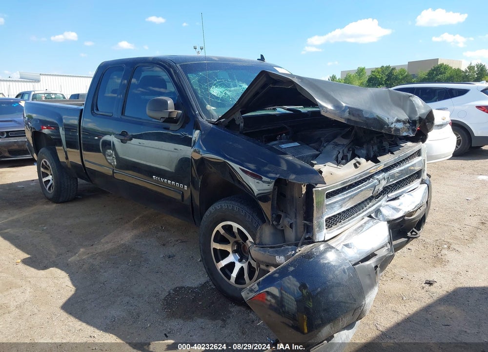 2008 CHEVROLET SILVERADO 1500 LT1 VIN: 2GCEC19C781306094