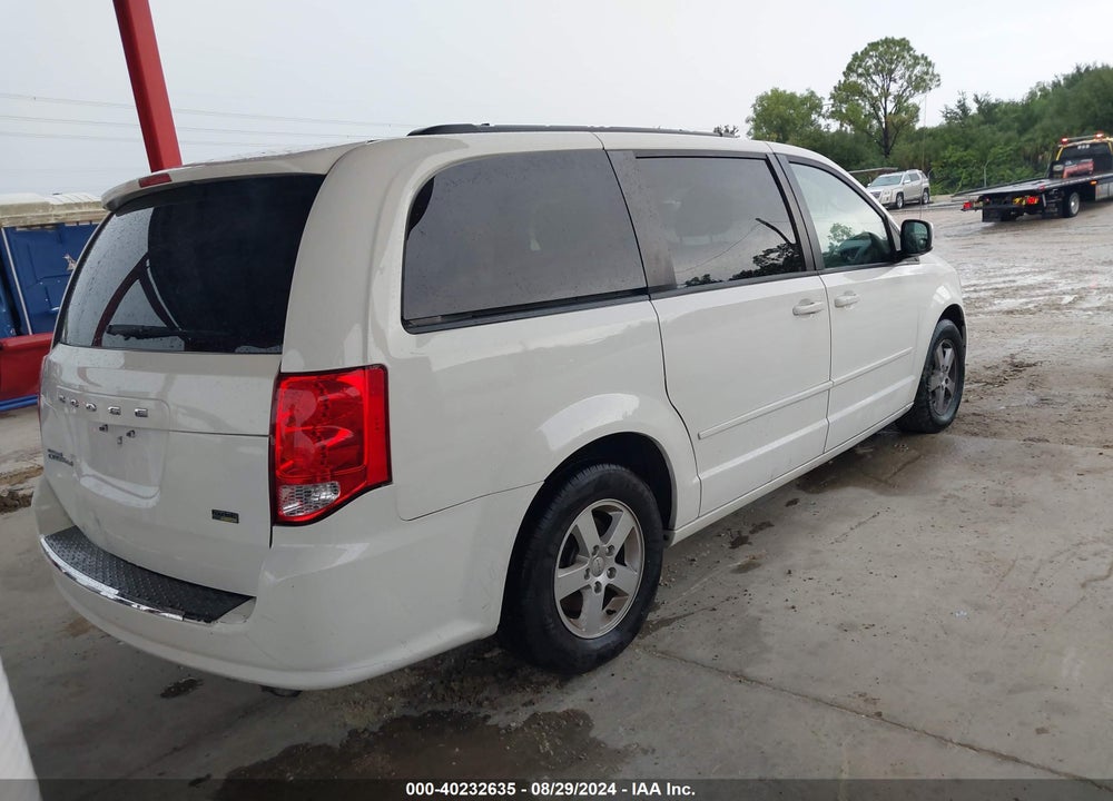 2013 DODGE GRAND CARAVAN SXT VIN: 2C4RDGCG7DR528062
