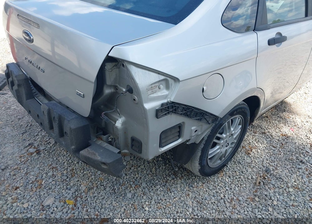 2010 FORD FOCUS SE VIN: 1FAHP3FN1AW252198