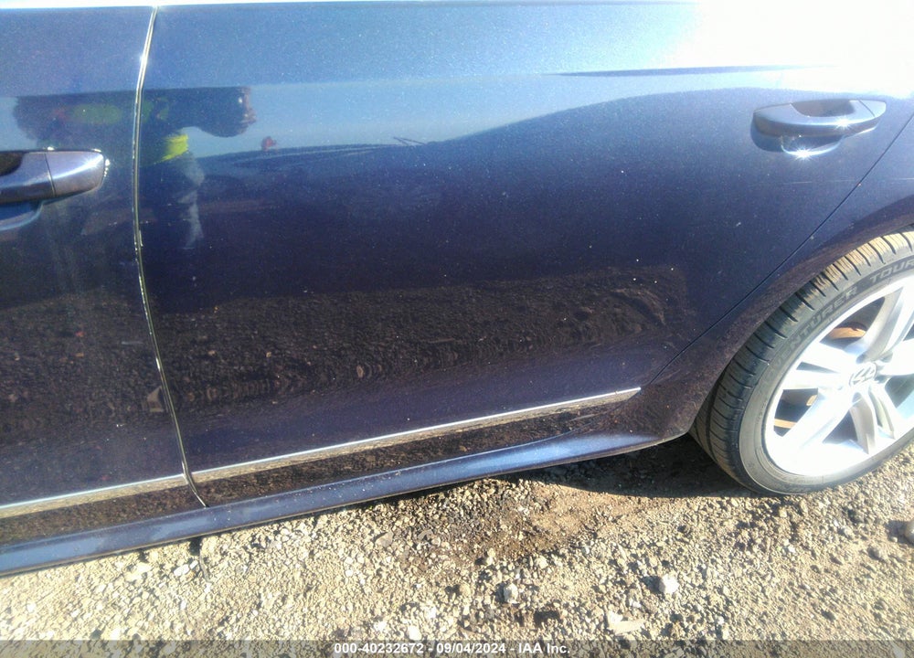 2014 VOLKSWAGEN PASSAT 2.0L TDI SE VIN: 1VWBN7A32EC029305