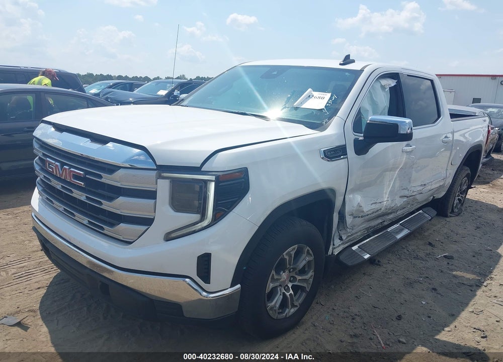 2022 GMC SIERRA 1500 4WD SHORT BOX SLE VIN: 3GTUUBED0NG615762