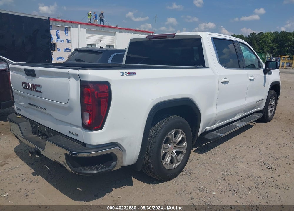 2022 GMC SIERRA 1500 4WD SHORT BOX SLE VIN: 3GTUUBED0NG615762