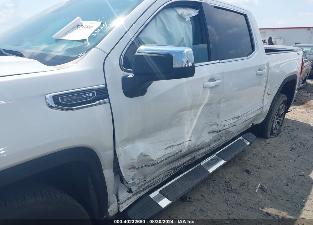 2022 GMC SIERRA 1500 4WD SHORT BOX SLE VIN: 3GTUUBED0NG615762