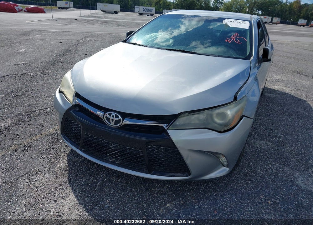 2017 TOYOTA CAMRY SE VIN: 4T1BF1FK8HU321838