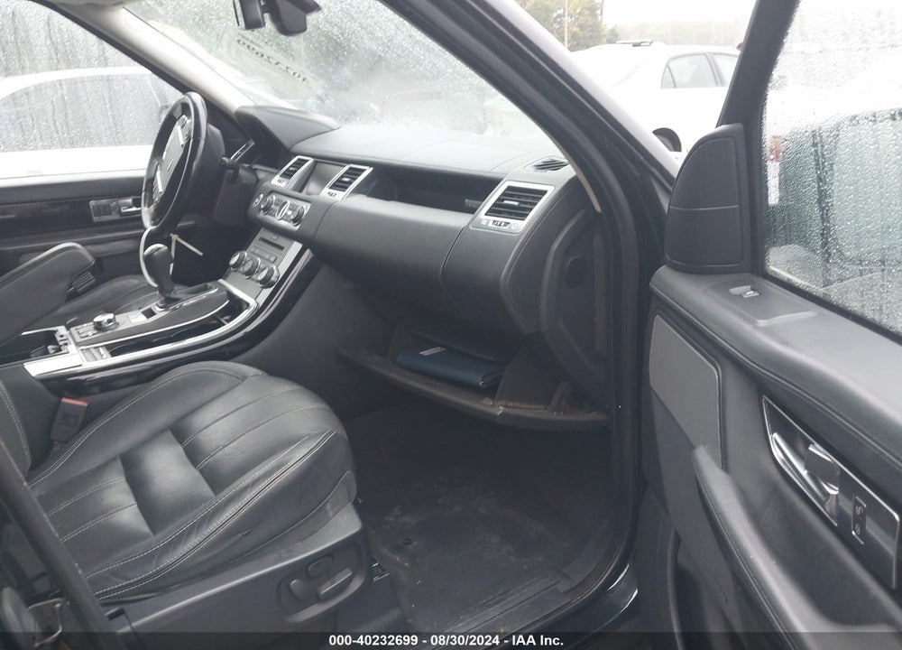 2011 LAND ROVER RANGE ROVER SPORT HSE VIN: SALSK2D46BA713373