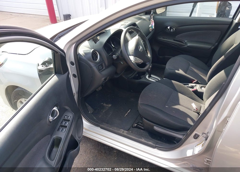 2015 NISSAN VERSA 1.6 SV VIN: 3N1CN7AP2FL802129