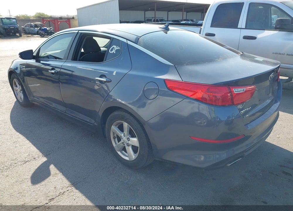 2015 KIA OPTIMA LX VIN: KNAGM4A75F5576570