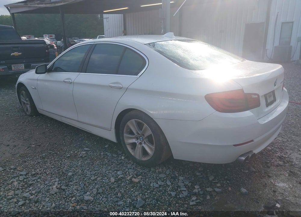 2011 BMW 528I VIN: WBAFR1C52BDS36963