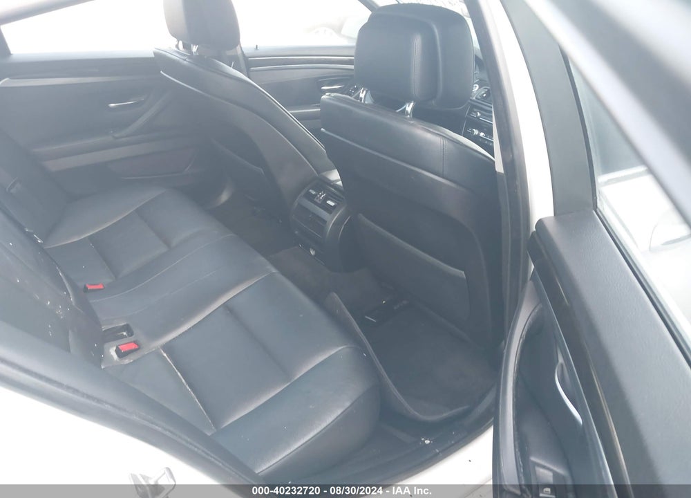 2011 BMW 528I VIN: WBAFR1C52BDS36963