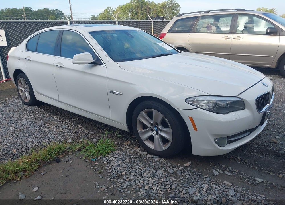 2011 BMW 528I VIN: WBAFR1C52BDS36963