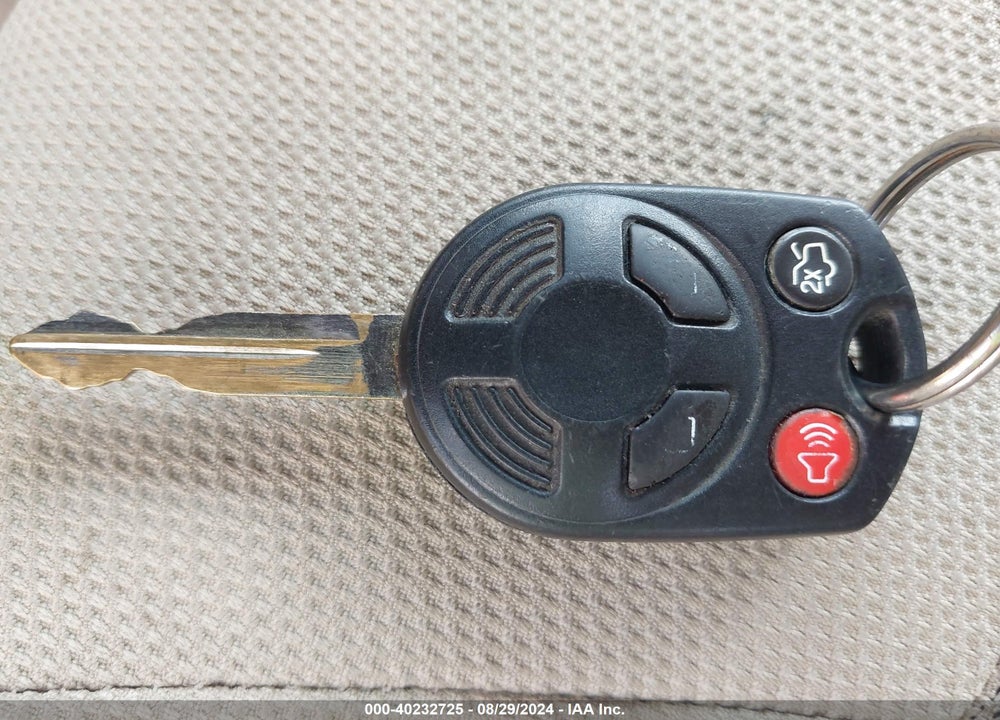 2008 FORD ESCAPE VIN: 1FMCU03188KD64913