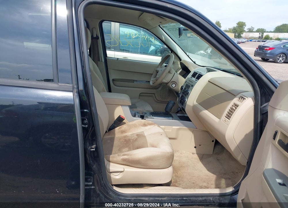 2008 FORD ESCAPE VIN: 1FMCU03188KD64913
