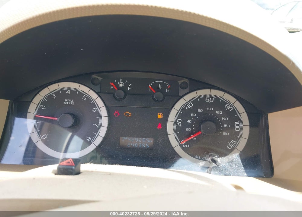 2008 FORD ESCAPE VIN: 1FMCU03188KD64913