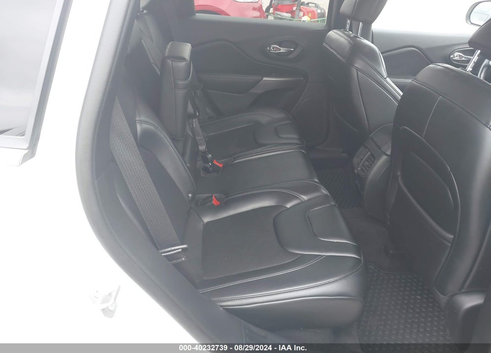 2019 JEEP CHEROKEE LATITUDE PLUS FWD VIN: 1C4PJLLB1KD109685