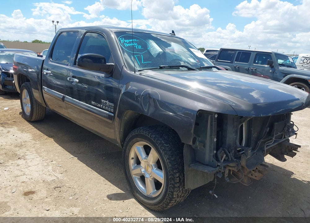 2011 CHEVROLET SILVERADO 1500 LT VIN: 3GCPCSE03BG326142