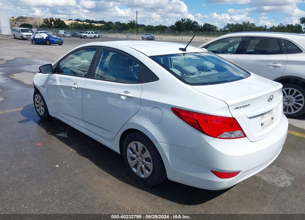 2017 HYUNDAI ACCENT SE VIN: KMHCT4AE8HU381263