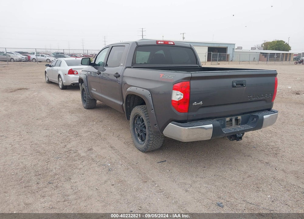 2015 TOYOTA TUNDRA SR5 5.7L V8 VIN: 5TFDW5F11FX429385
