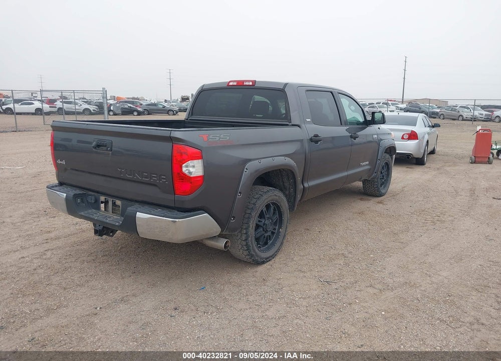 2015 TOYOTA TUNDRA SR5 5.7L V8 VIN: 5TFDW5F11FX429385