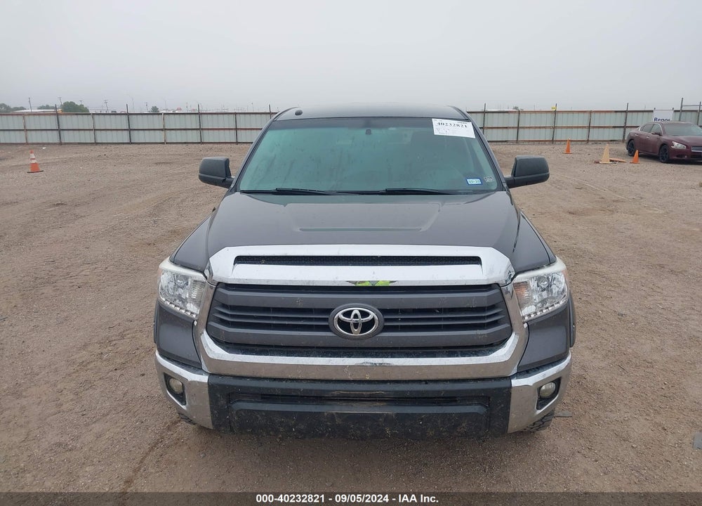 2015 TOYOTA TUNDRA SR5 5.7L V8 VIN: 5TFDW5F11FX429385