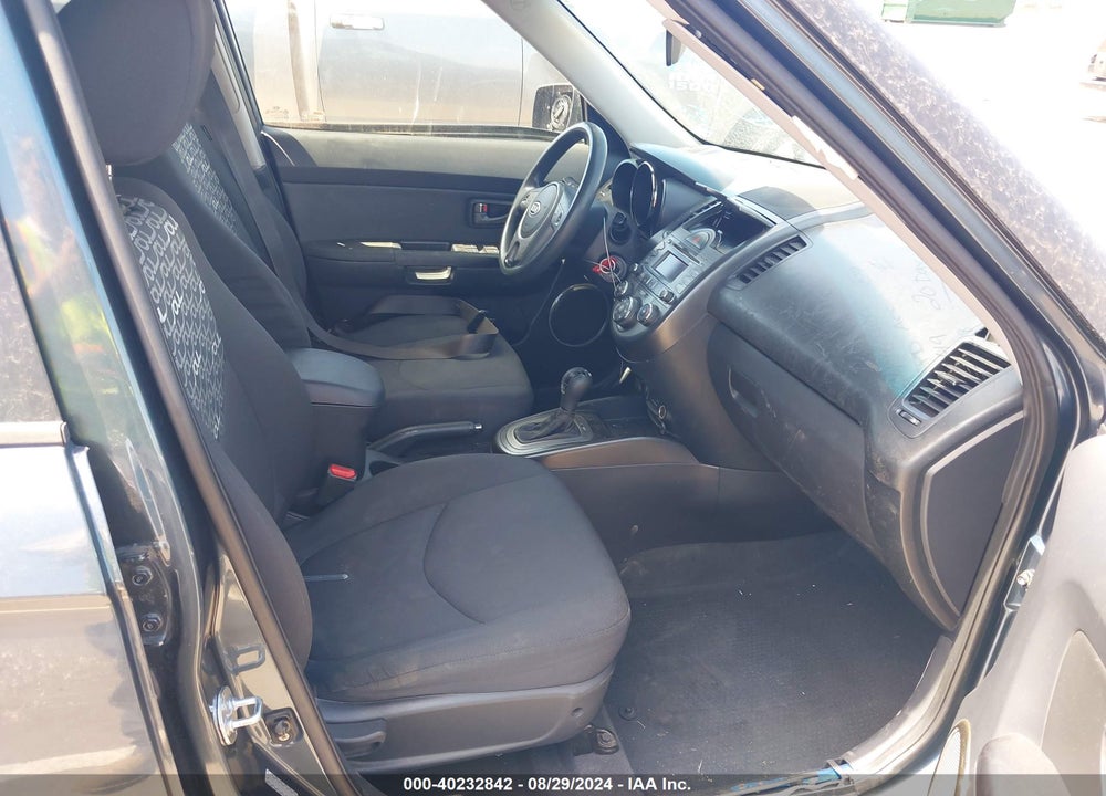 2011 KIA SOUL VIN: KNDJT2A25B7212748