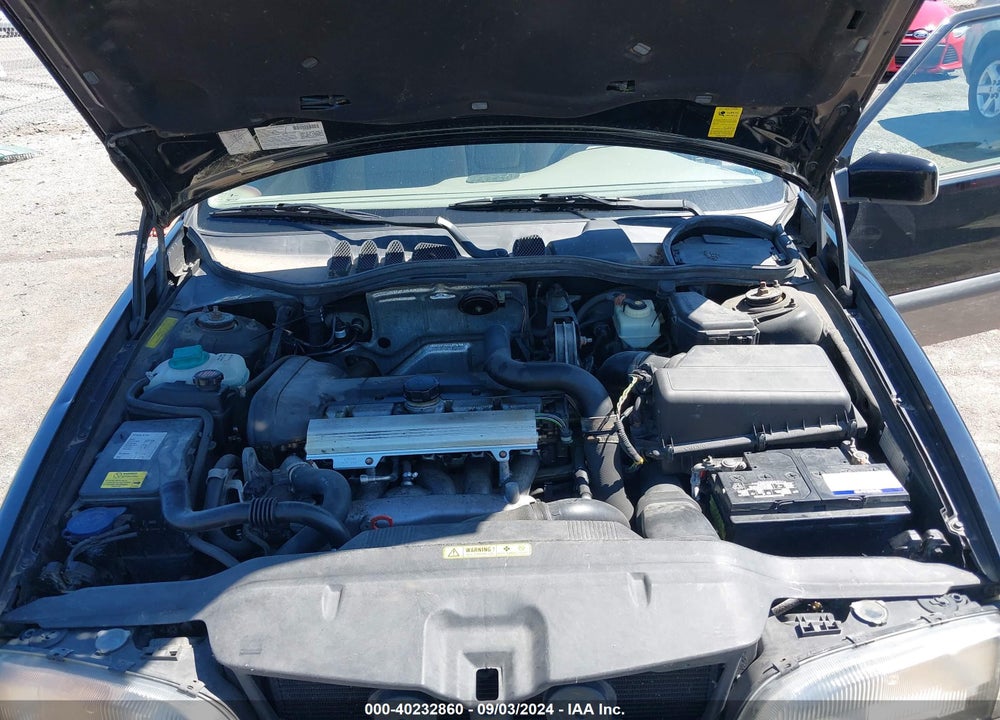 1999 VOLVO V70 XC VIN: YV1LZ56D3X2552689