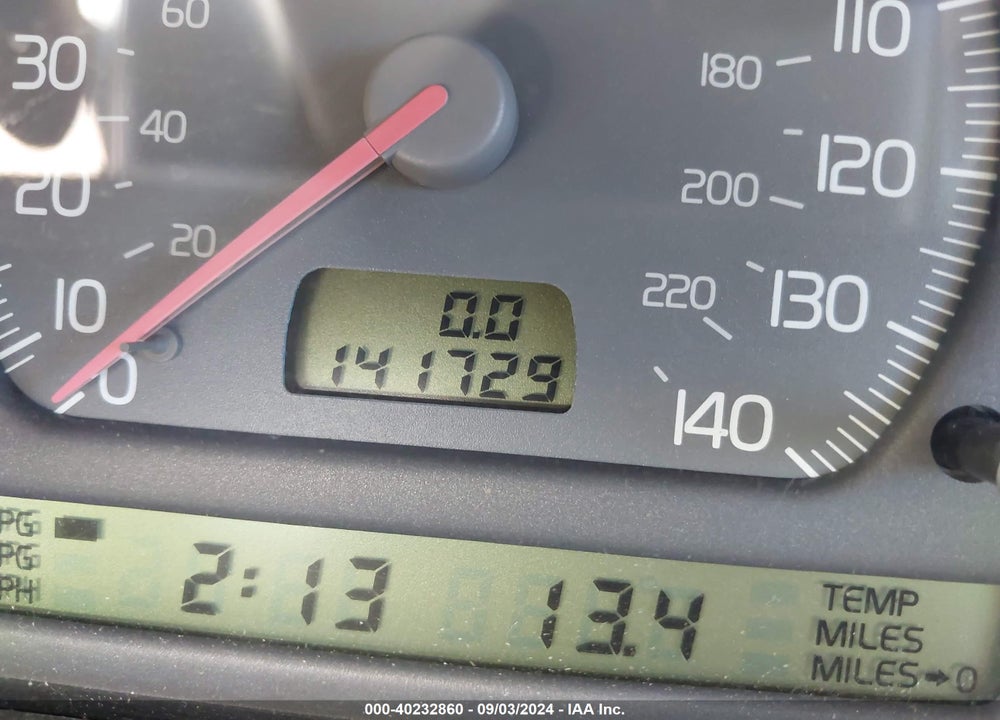 1999 VOLVO V70 XC VIN: YV1LZ56D3X2552689