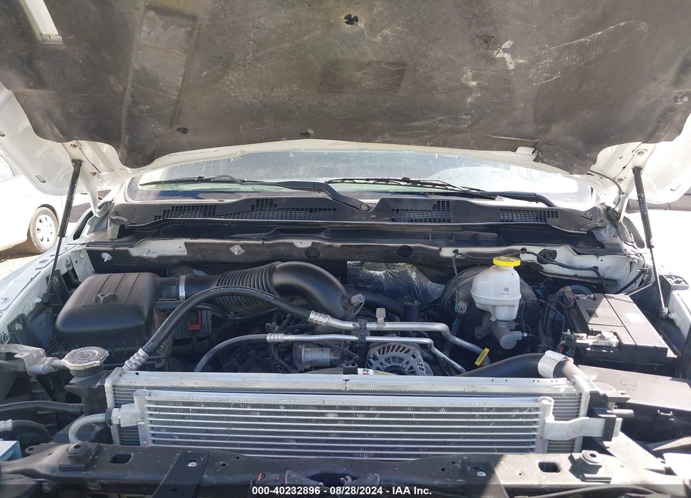 2020 RAM 1500 CLASSIC TRADESMAN 4X2 8' BOX VIN: 3C6JR6DT8LG169000